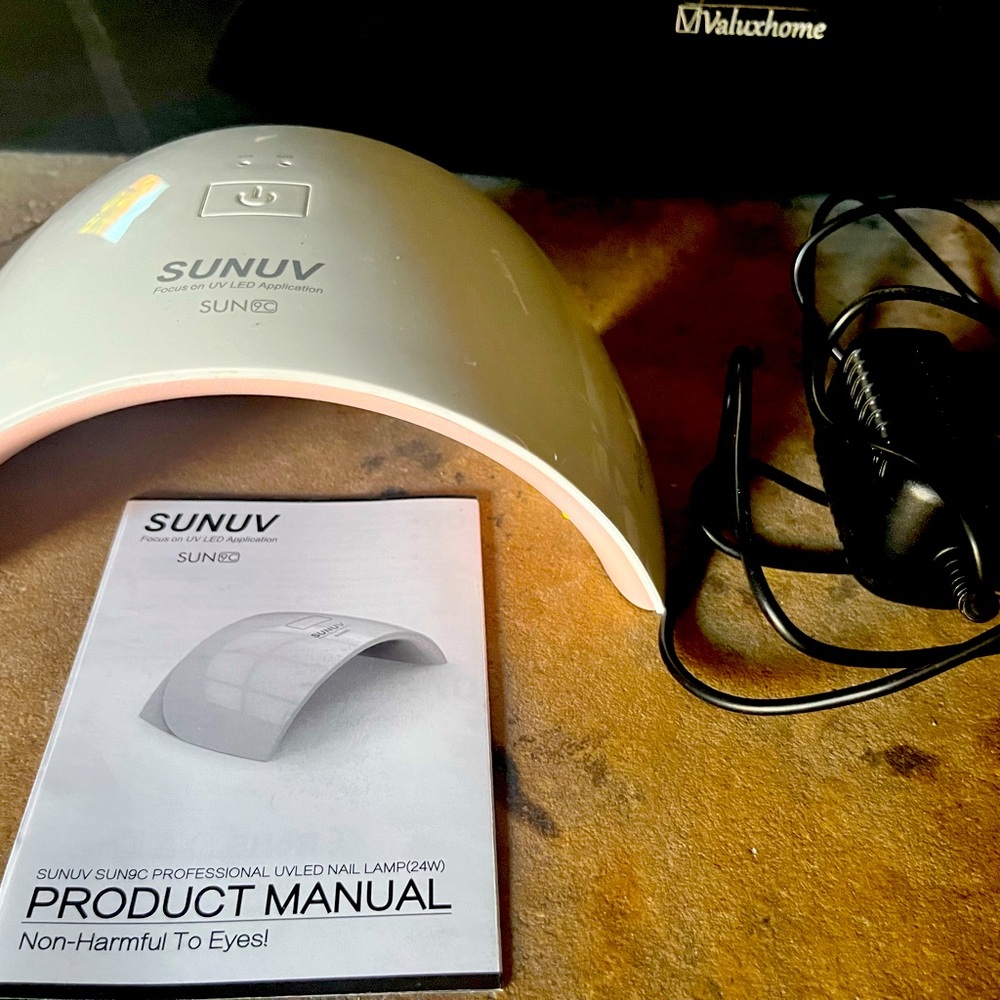 UV LED nail lamp - Picture 2 of 5